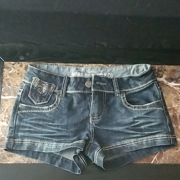 Denim shorts - Picture 1 of 3